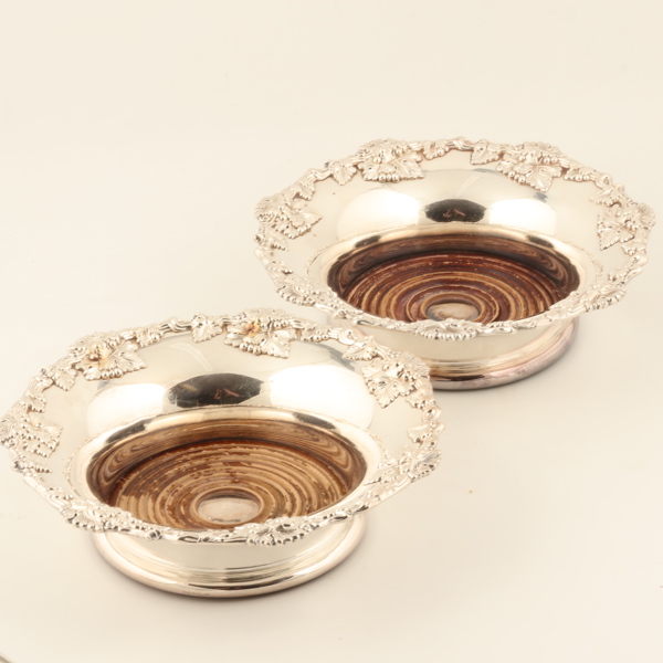 COASTERS, ett par, nysilver