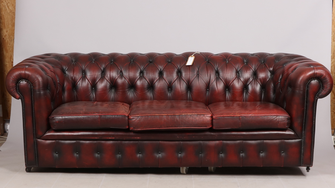 SOFFA, Chesterfield