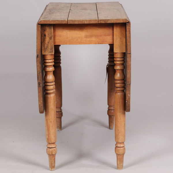FÄLLBORD, 1800-talets andra hälft, ek