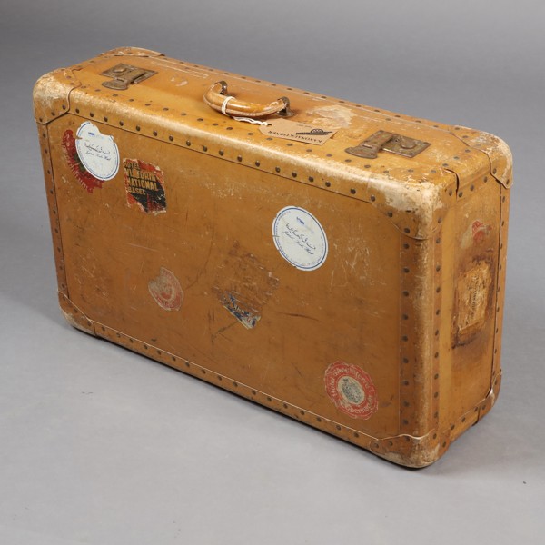 KOFFERT, 1900-talets första hälft