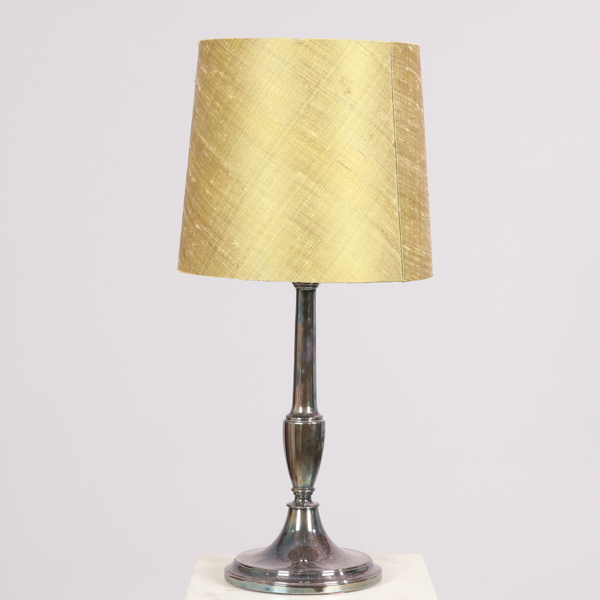 BORDSLAMPA, 1900-talets mitt