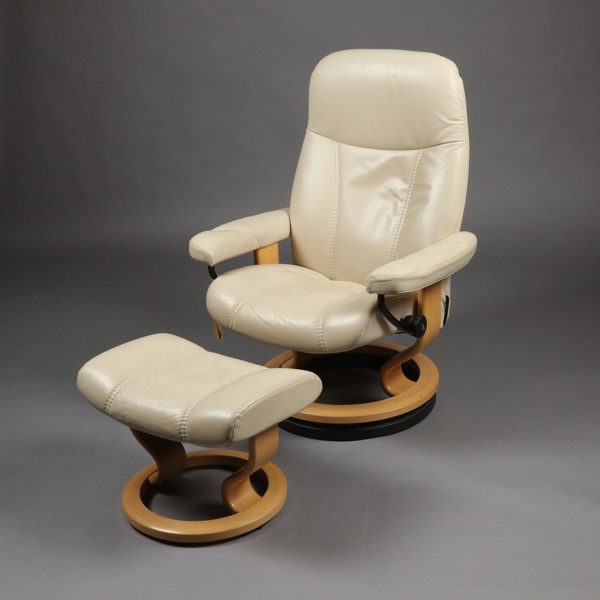 STRESSLESS FÅTÖLJ MED FOTPALL