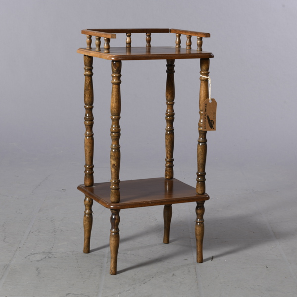 ETAGERE, 1900-tal