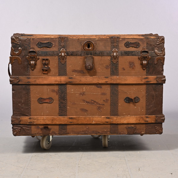 KOFFERT, 1900-talets början