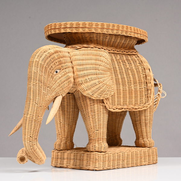 BRICKBORD, i form av elefant