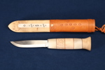 Kniv med slida, samearbete, trä, ben och läder, totallängd 23,5 cm