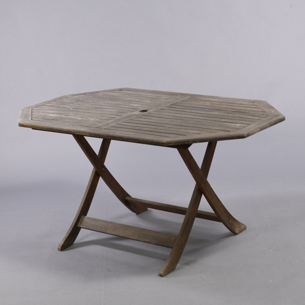 TRÄDGÅRDSBORD, teak