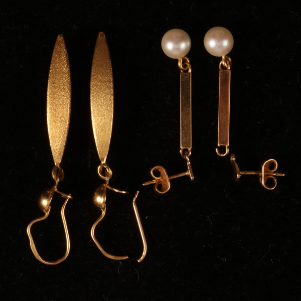 ÖRHÄNGEN, 2 par, 18 k guld