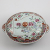 TERRIN med lock, porslin, Kina, 1700-tal