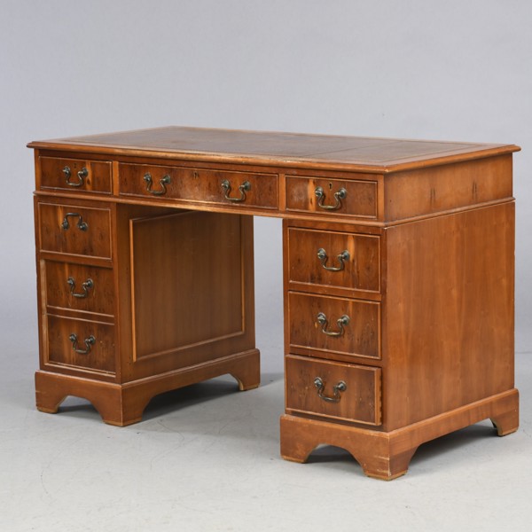 SKRIVBORD, 1900-tal, England, idegran