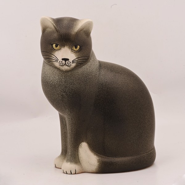 LISA LARSON (1931-2024), figurin