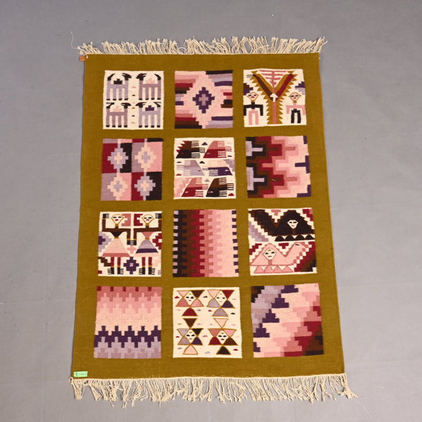 VÄGGTEXTIL, Tunisien