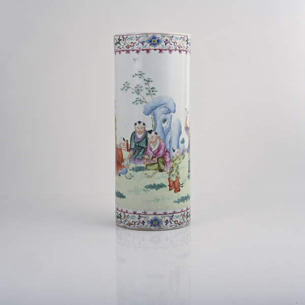 PENSELVAS, porslin, Kina, 1900-tal