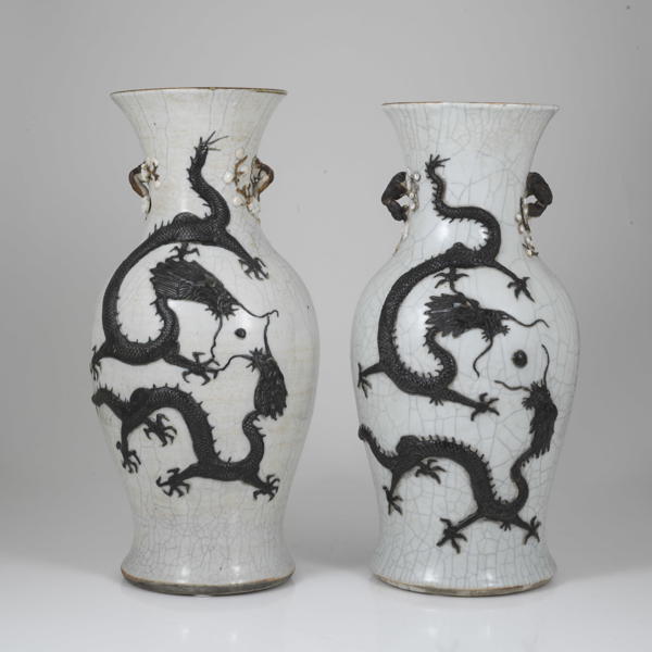 GOLVVASER, 2 st snarlika, Kina, porslin