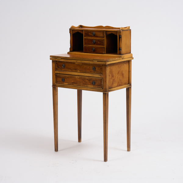 DAMARBETSBORD, 1900-tal, England