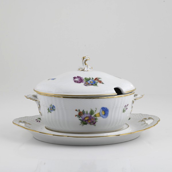 ROYAL COPENHAGEN, soppterrin med lock