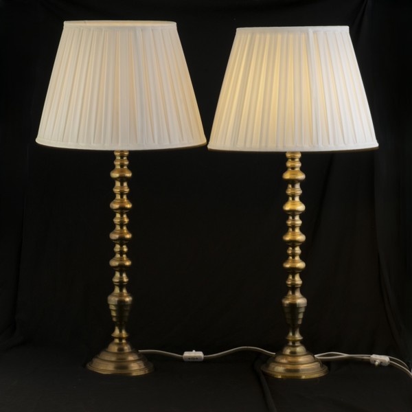 BORDSLAMPOR, ett par, NK