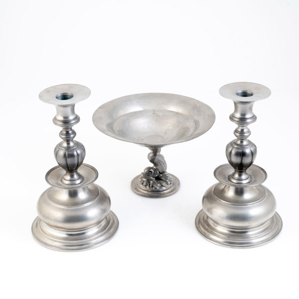 LJUSSTAKAR, 1 par, SKÅL på fot, tenn