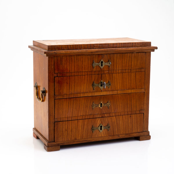 MINIATYRBYRÅ/SMYCKESSKRIN, 1800-tal