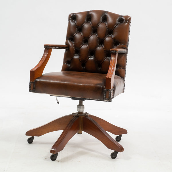 SKRIVBORDSSTOL, 1900-talets andra hälft