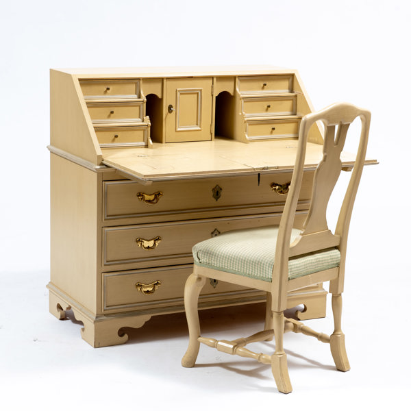 K.A ROOS, snedklaffsekretär samt stol