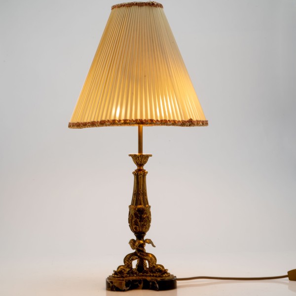 BORDSLAMPA, 1900-talets första hälft