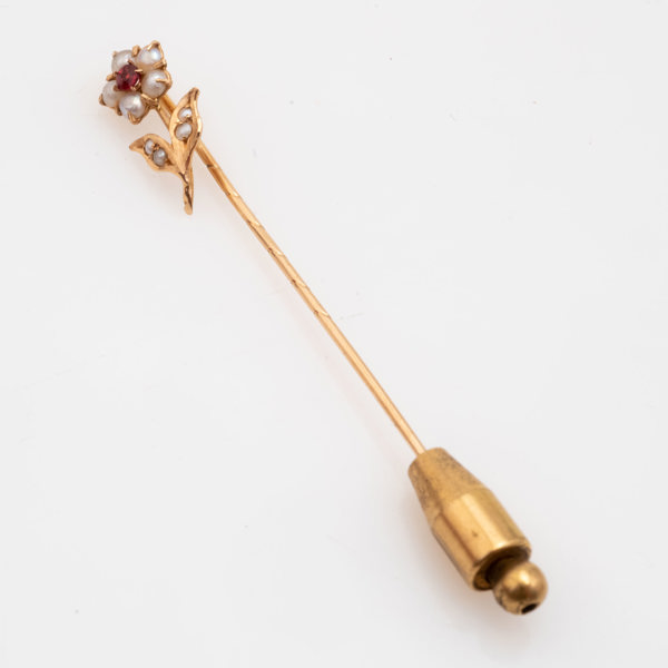 KRAVATTNÅL, 18K Guld