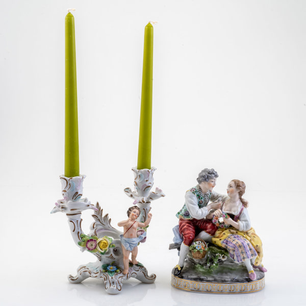 FIGURIN, LJUSSTAKE, porslin