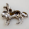 BROSCHER, 2 st, HÄNGEN, 2 st, silver