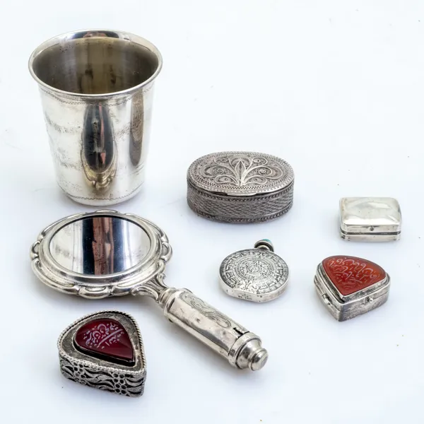 SPEGEL, BÄGARE SAMT DOSOR, silver