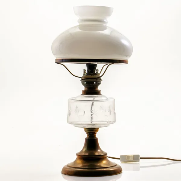 BORDSLAMPA, 1900-talets första hälft