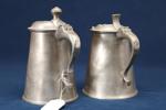 Tennstop 2 st, Gustaf Wilhelm Lindberg, Örebro, 1848, samt Gustaf Adolf Bergman, Kristianstad 1812, höjd ca 21 cm vardera