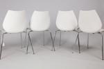 Vico Magistretti, (1920-2006), stolar, 4 st, "Maui", Kartell, formgjuten plast, kromade ben
