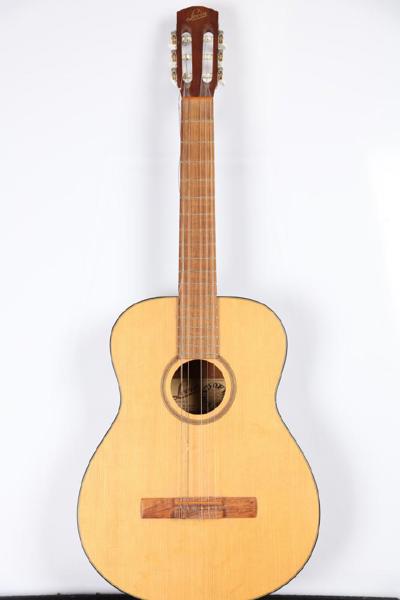 Gitarr, Levin, modell LG 8, längd 98 cm_798a_8daf8a35106cecd_lg.jpeg