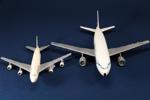 Modellflygplan, 2 st, airbus a-300, boeing 747, Scandinavian Airlines, Fratelli Cesana, Carate Brianza, Milano, plast, längd 53 resp 35 cm