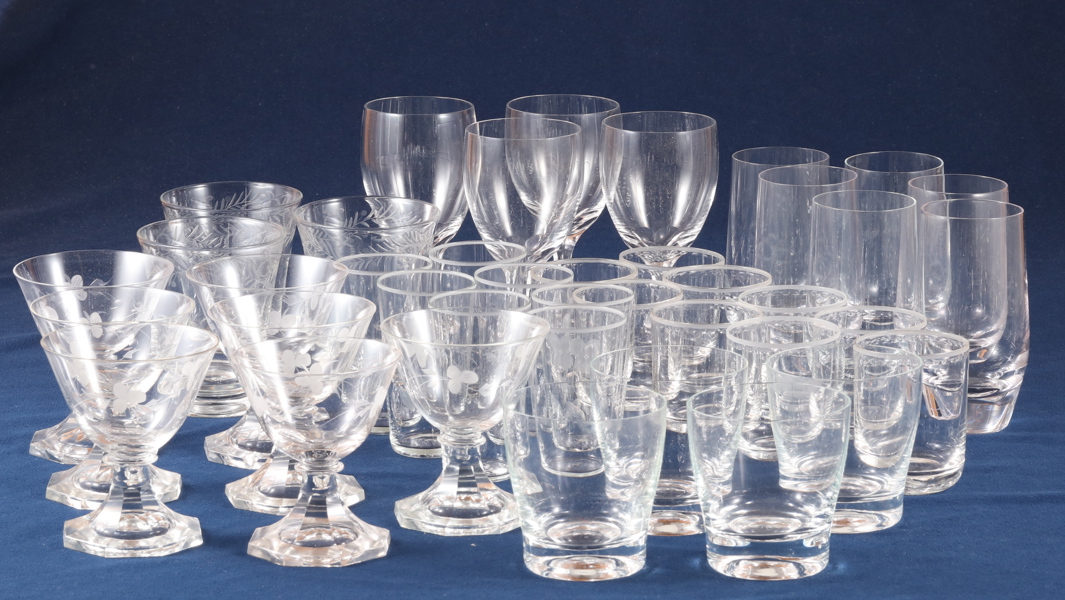 PARTI UDDA GLAS, 40 delar