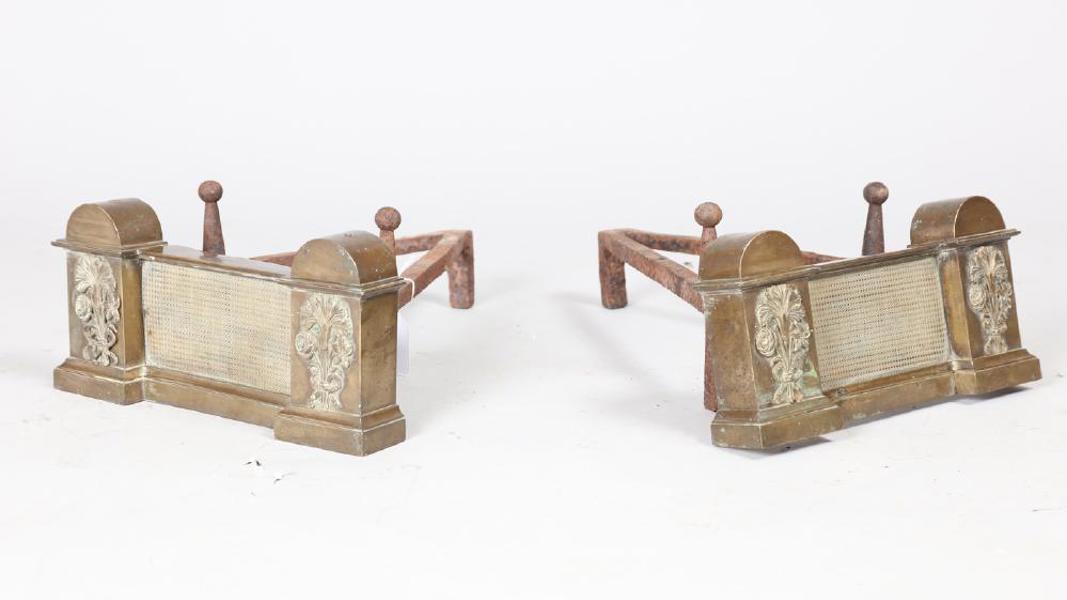 Eldhundar, ett par, Frankrike, 1800-tal, brons och järn, höjd 15, 32 x 45 cm_885a_8dafa0ccab9edfd_lg.jpeg
